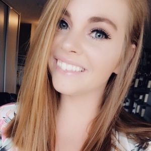 Meet your Posher, Jenna